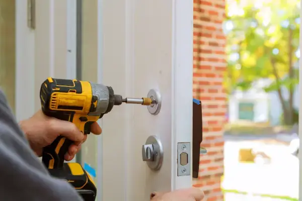 Locksmith East York Toronto