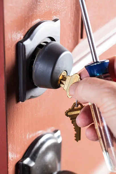 Imgi 6 Locksmith Dead Bolt
